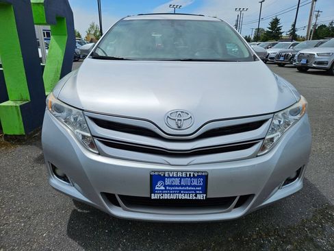 Used 2013 Toyota Venza XLE w/ Tow Prep Pkg AWD/4WD image 7