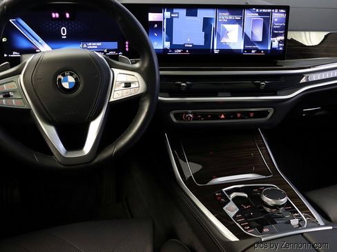 Certified 2023 BMW X7 xDrive40i w/ Premium Package image 17