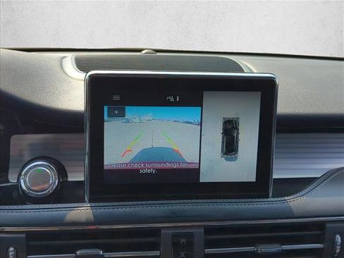 Used 2022 Lincoln Corsair AWD w/ Equipment Group 101A image 11