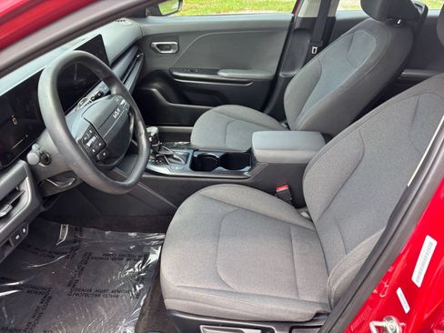 Used 2025 Kia K4 FWD image 22