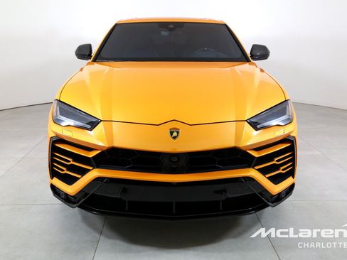 Used 2022 Lamborghini Urus AWD/4WD image 4