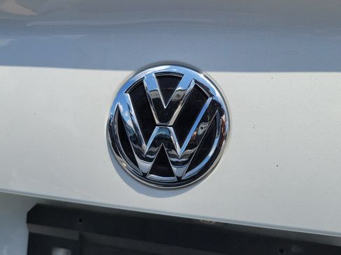 Used 2019 Volkswagen Jetta GLI FWD image 11
