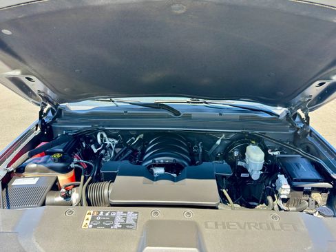 Used 2019 Chevrolet Tahoe LT AWD/4WD image 16