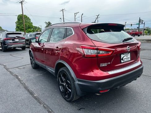 Used 2020 Nissan Rogue Sport SL FWD image 6