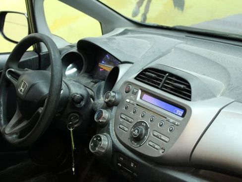 Used 2010 Honda Fit image 7