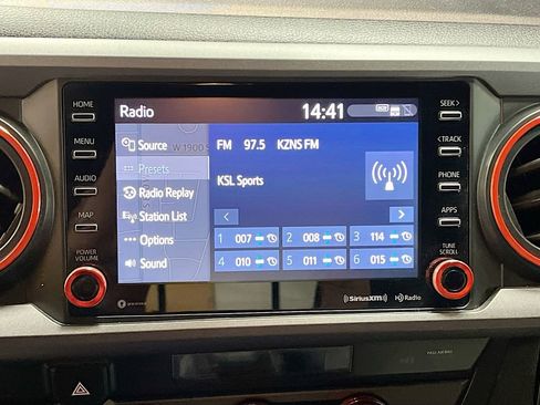 Used 2023 Toyota Tacoma TRD Sport w/ Advanced Technology Package AWD/4WD image 15