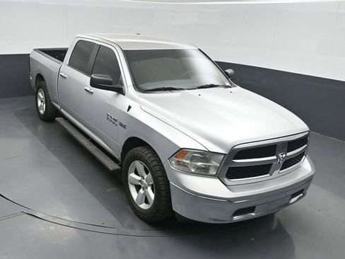 Used 2017 RAM 1500 Classic SLT image 36