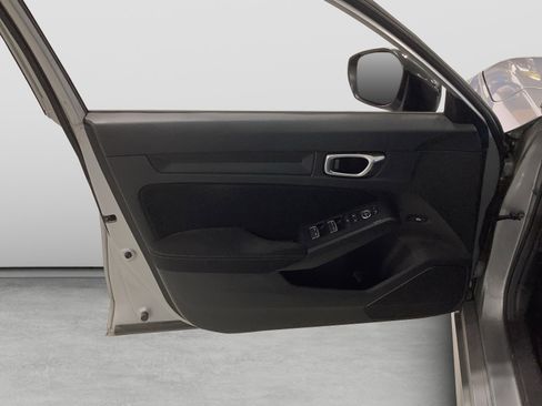Used 2024 Honda Civic Sport image 10