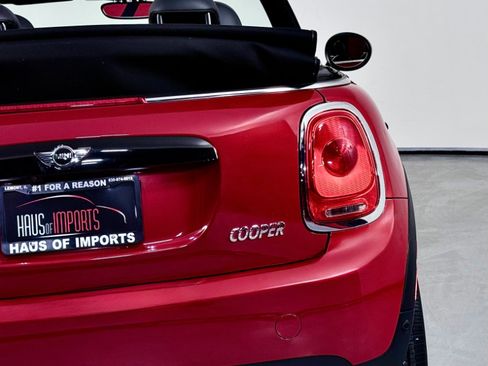 Used 2018 MINI Cooper Convertible image 14