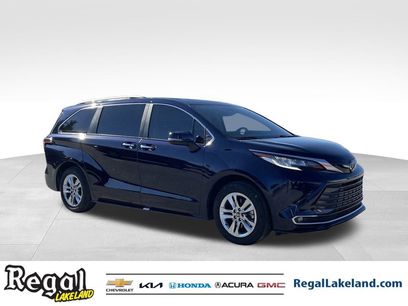Used 2023 Toyota Sienna Limited