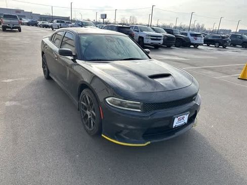 Used 2018 Dodge Charger R/T image 28