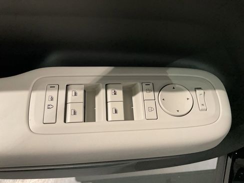 New 2026 Hyundai Santa Fe SE image 9