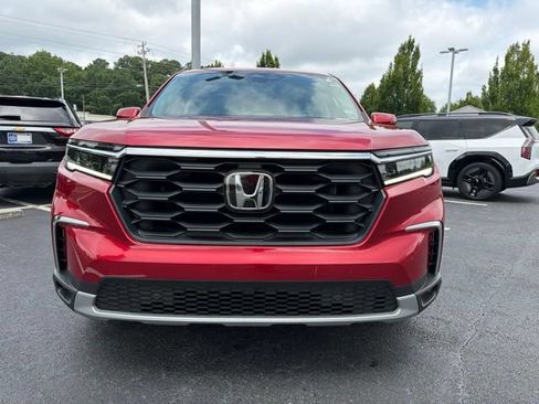 Certified 2025 Honda Pilot EX-L image 3