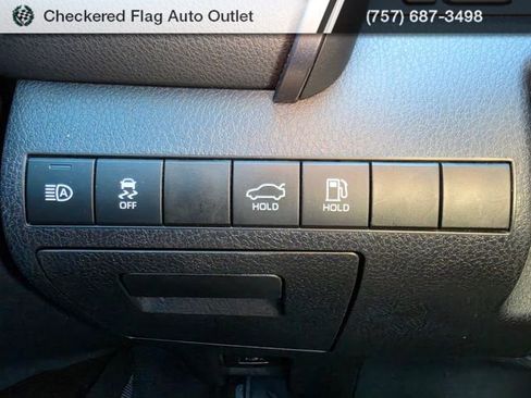 Used 2021 Toyota Camry LE FWD image 25