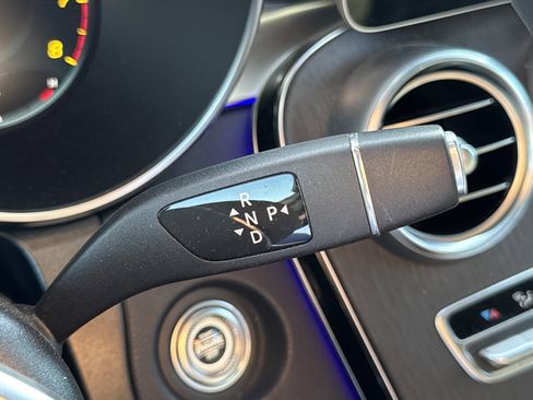 Used 2020 Mercedes-Benz GLC 300 GLC 300 image 17