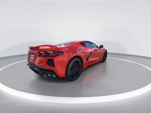 Used 2021 Chevrolet Corvette Stingray Coupe w/ Z51 Performance Package RWD image 8