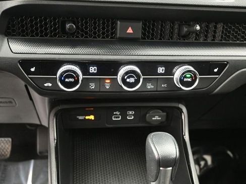 Used 2024 Honda CR-V EX image 18