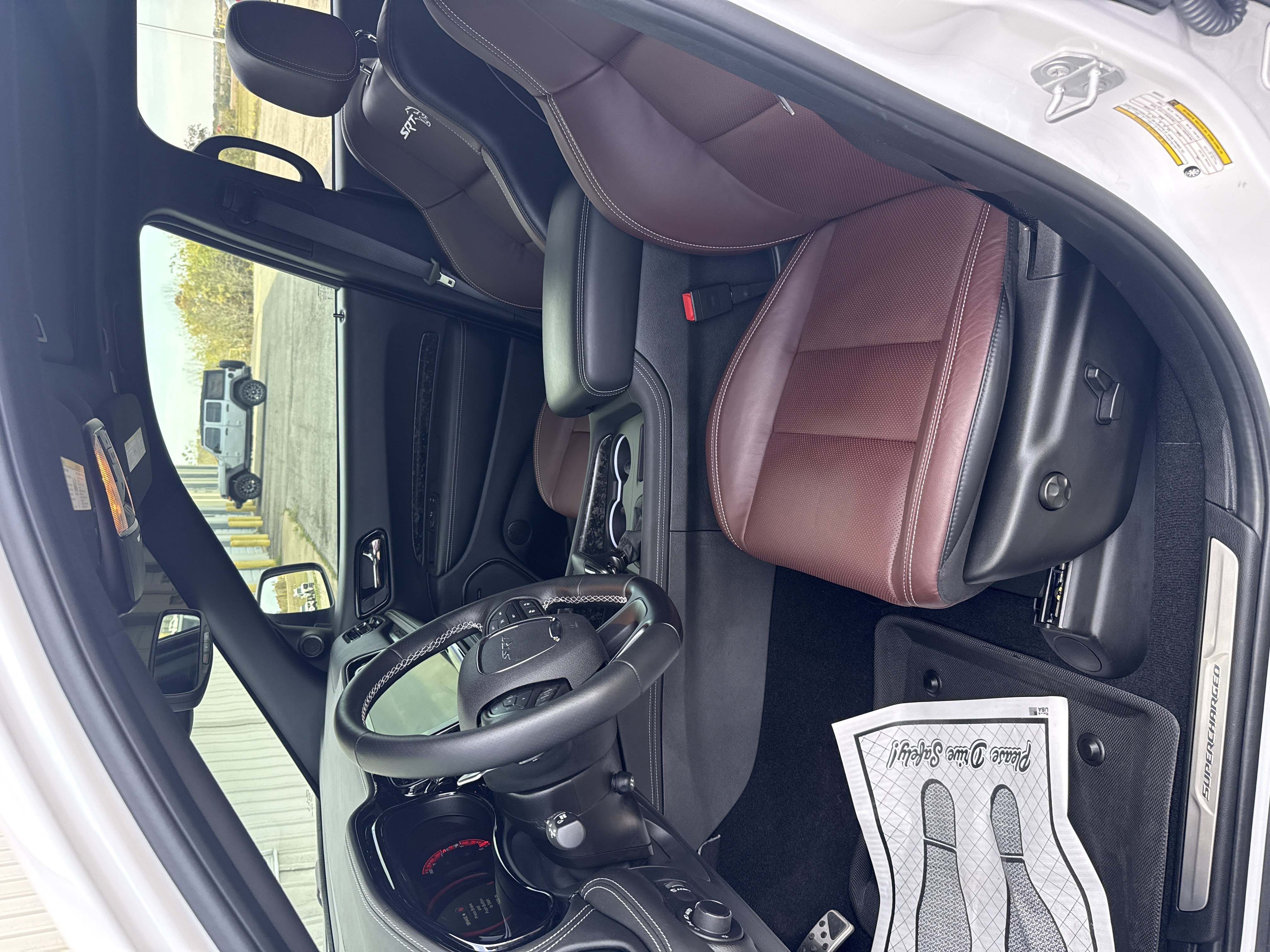 Used 2026 Dodge Durango SRT Hellcat w/ Premium Group AWD/4WD image 3