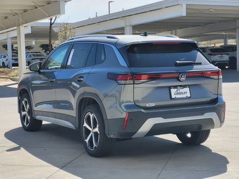 New 2026 Volkswagen Tiguan SE image 3