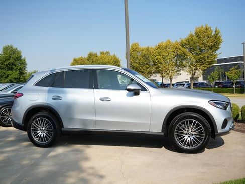 Used 2026 Mercedes-Benz GLC 300 4MATIC image 9