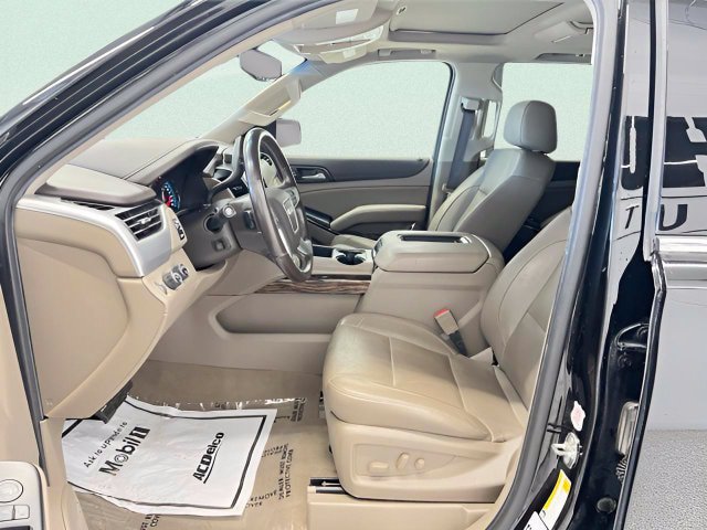 Used 2019 GMC Yukon XL SLT w/ Open Road Package AWD/4WD image 35
