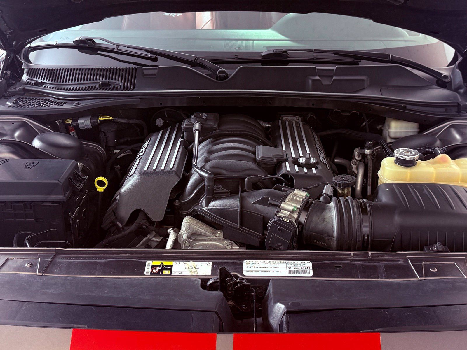 Used 2014 Dodge Challenger SRT8 w/ Harman/Kardon Audio Group RWD image 23