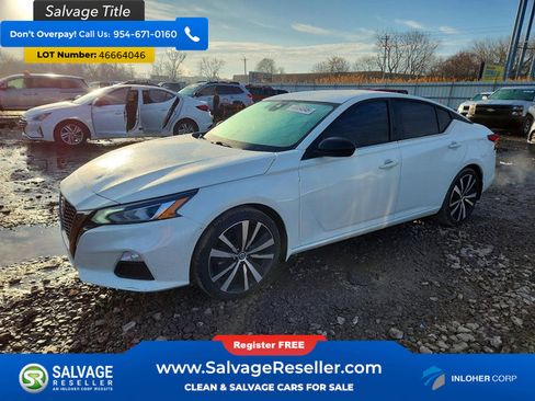 Used 2021 Nissan Altima 2.5 SR image 1