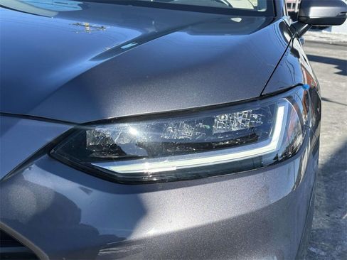 Used 2024 Honda HR-V LX image 9