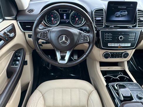 Used 2019 Mercedes-Benz GLE 400 4MATIC image 14