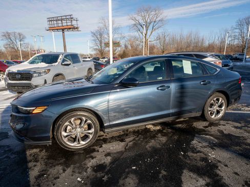 Used 2024 Honda Accord EX image 3