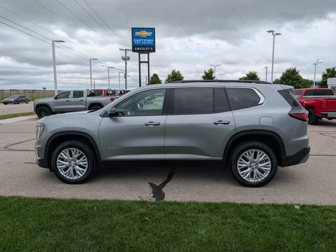 Used 2026 GMC Acadia Elevation w/ Elevation Premium Package AWD/4WD image 12