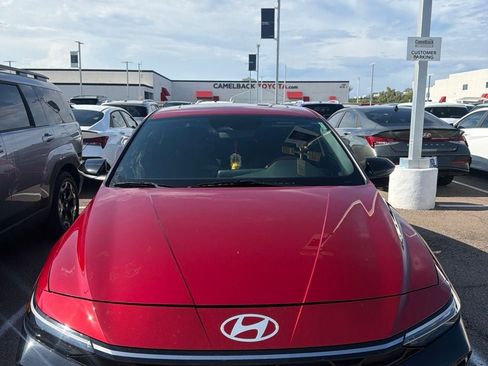 Used 2025 Hyundai Elantra N Line FWD image 3