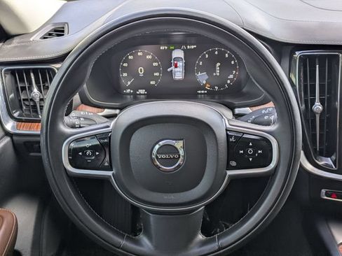 Used 2020 Volvo V60 T5 Cross Country AWD/4WD image 16