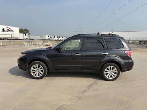 Used 2012 Subaru Forester 2.5X Premium image 4