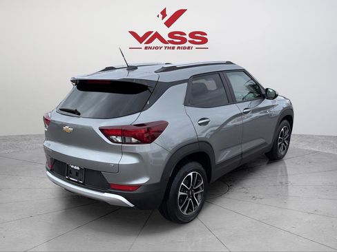 Used 2025 Chevrolet TrailBlazer LT image 5