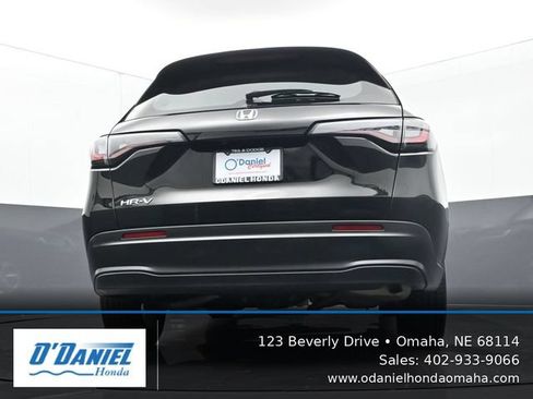 Used 2024 Honda HR-V LX image 11