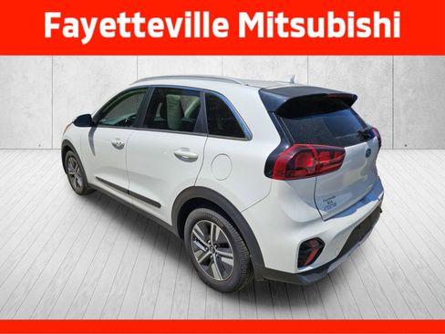 Used 2020 Kia Niro LXS FWD image 9