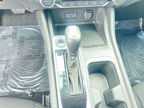 Used 2023 Nissan Sentra SR w/ Midnight Edition Package FWD image 18
