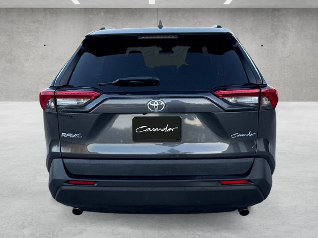 Used 2021 Toyota RAV4 LE FWD image 15