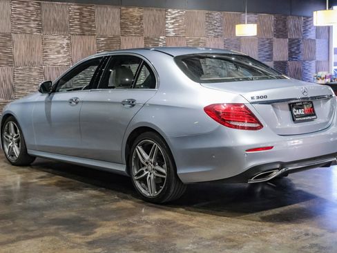 Used 2017 Mercedes-Benz E 300 image 10