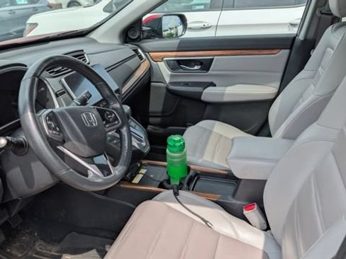 Used 2021 Honda CR-V Touring image 5