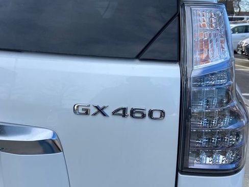 Used 2021 Lexus GX 460 Premium w/ Premium Package image 36