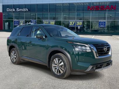 Used 2025 Nissan Pathfinder SL