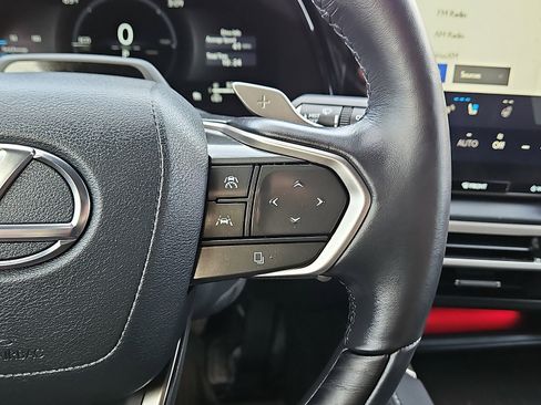 Used 2025 Lexus RX 450h Luxury w/ Convenience Package image 19