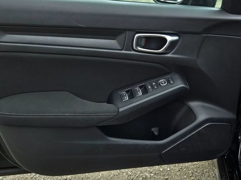 Used 2022 Honda Civic Sport image 9