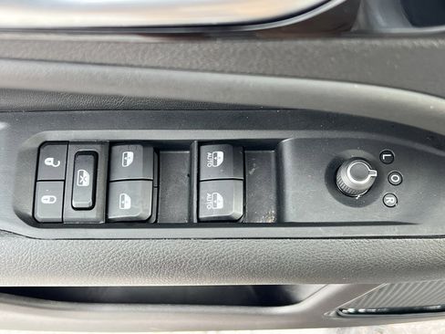 Used 2024 Jeep Compass Trailhawk w/ Trailhawk Elite Group image 14