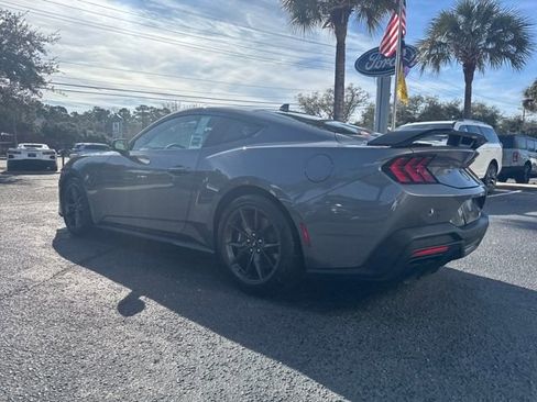 Used 2026 Ford Mustang Dark Horse image 5