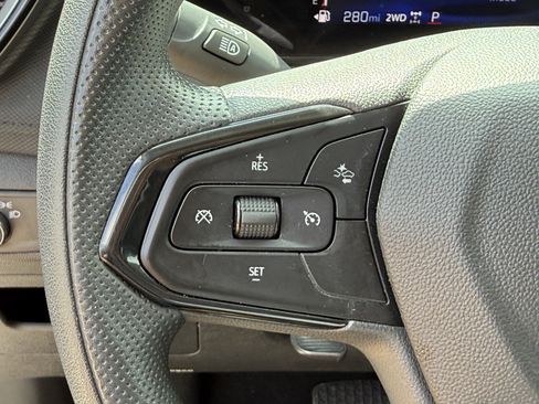 Used 2025 Chevrolet TrailBlazer LT AWD/4WD image 17