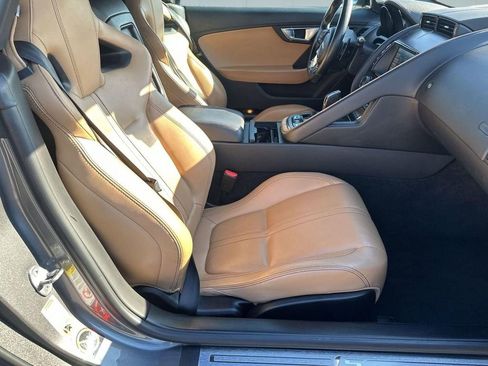 Used 2017 Jaguar F-TYPE S image 39