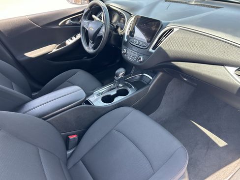 Certified 2024 Chevrolet Malibu LT FWD image 12